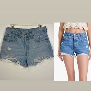 Levi’s 501 High Rise Frayed Hem Distressed Shorts Size W30